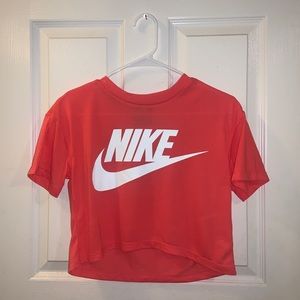 Women’s Nike Crop Top